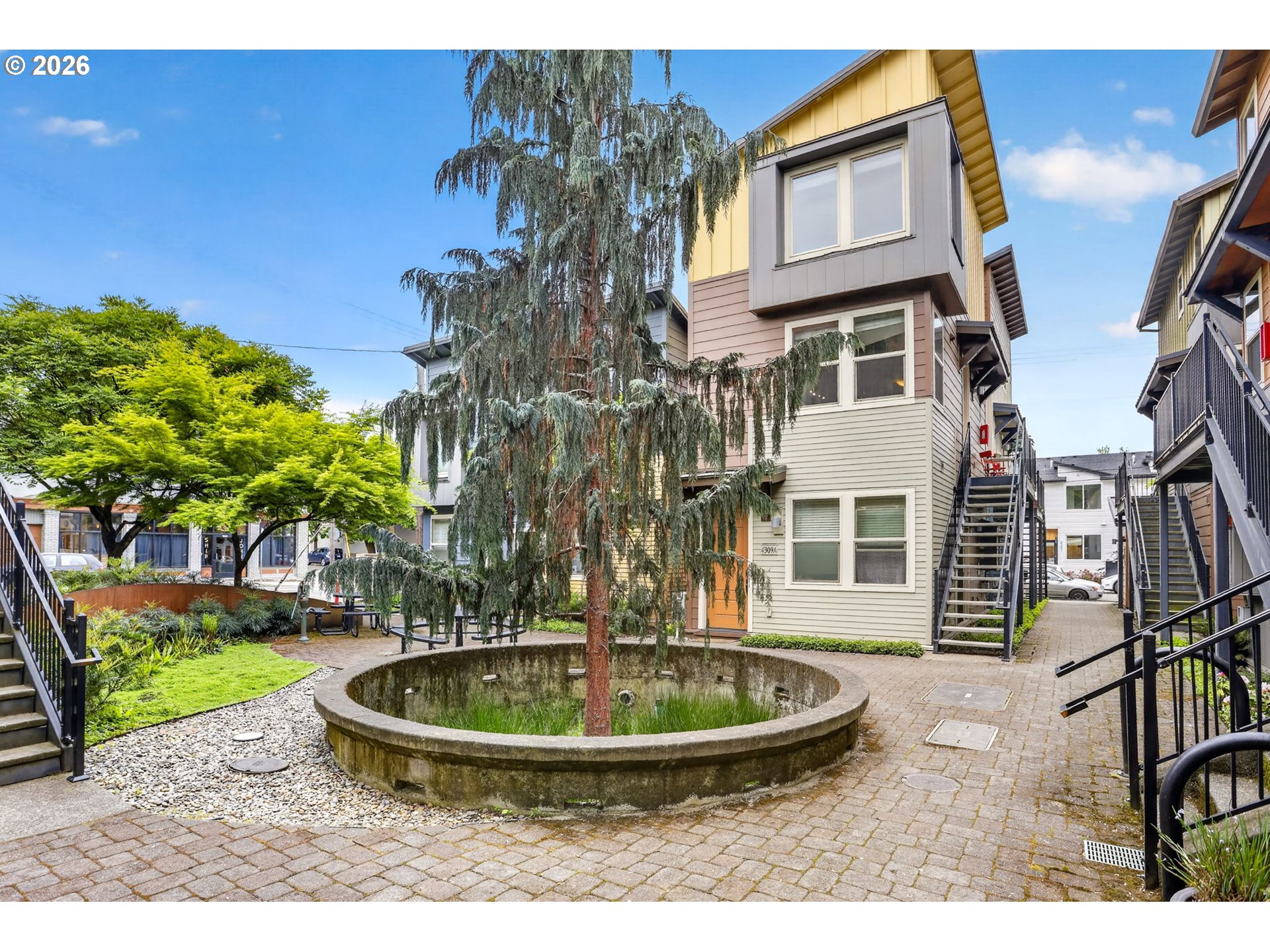 4309 Southeast Division Street, Unit B Portland, OR 97206 - Photo 2 of 42