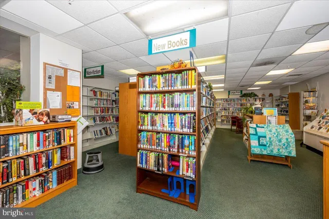 a view of outdoor space yard and patio