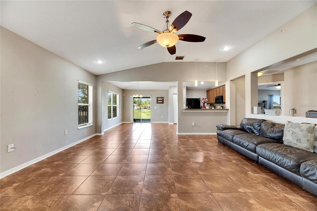 5204 Moon Shell Drive Apollo Beach, FL 33572 - Photo 6 of 82