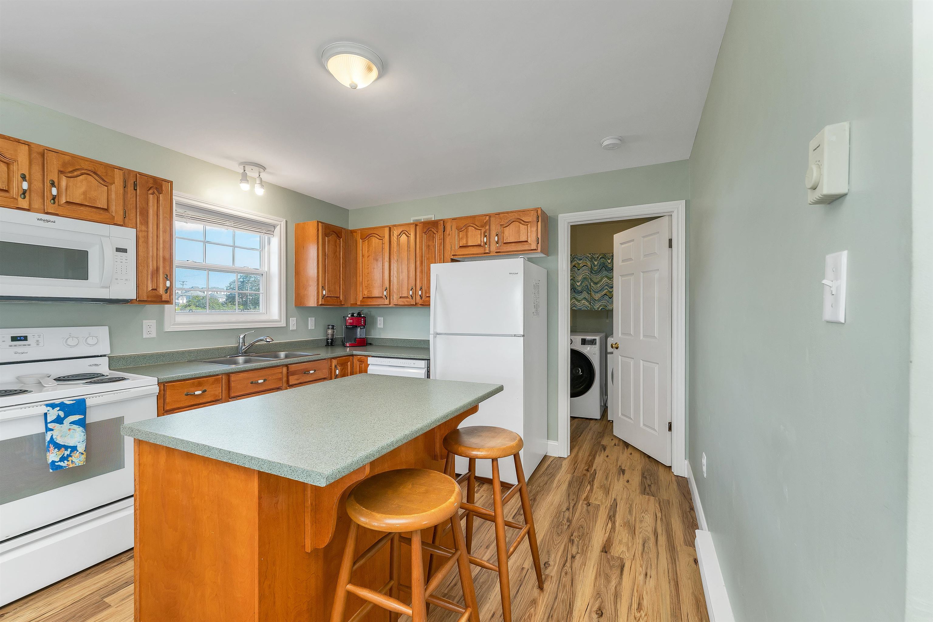 5 Chase Street Hampton, NH 03842 - Photo 11 of 40 Gallery Image 11