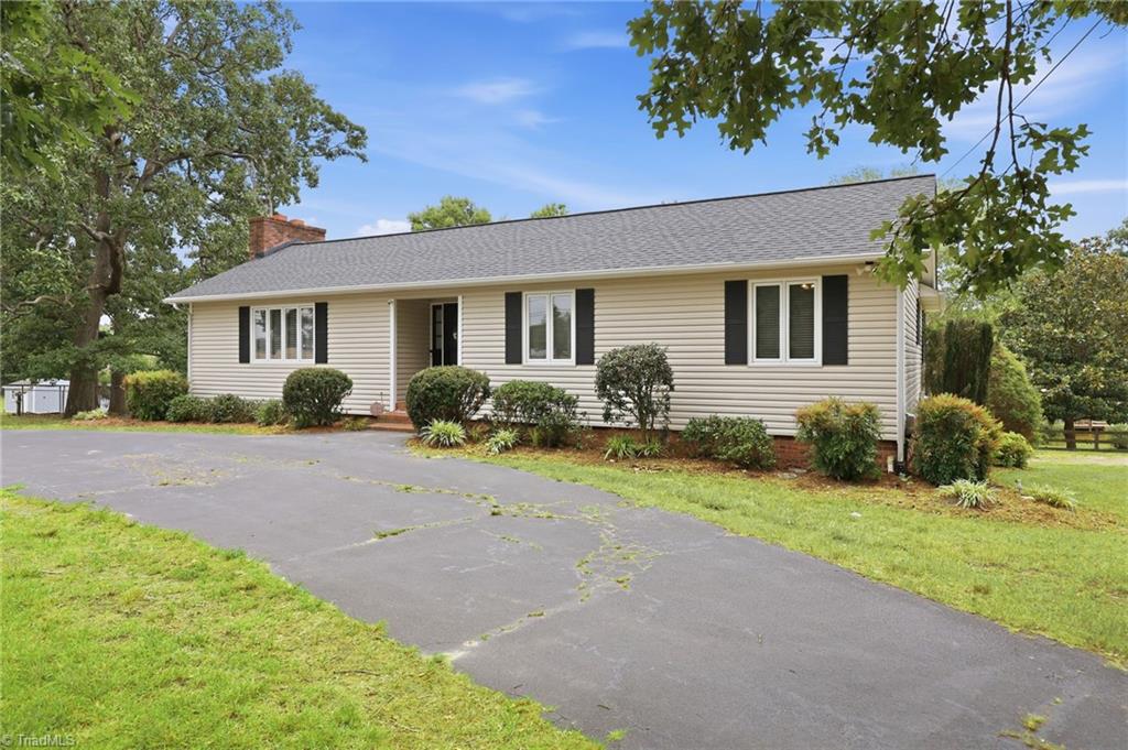 312 Aldridge Road Archdale, NC 27263 - Photo 1 of 47