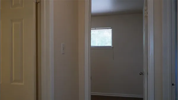 $1,250 | 604 Wilson Road, Unit 5, Humble, TX 77338