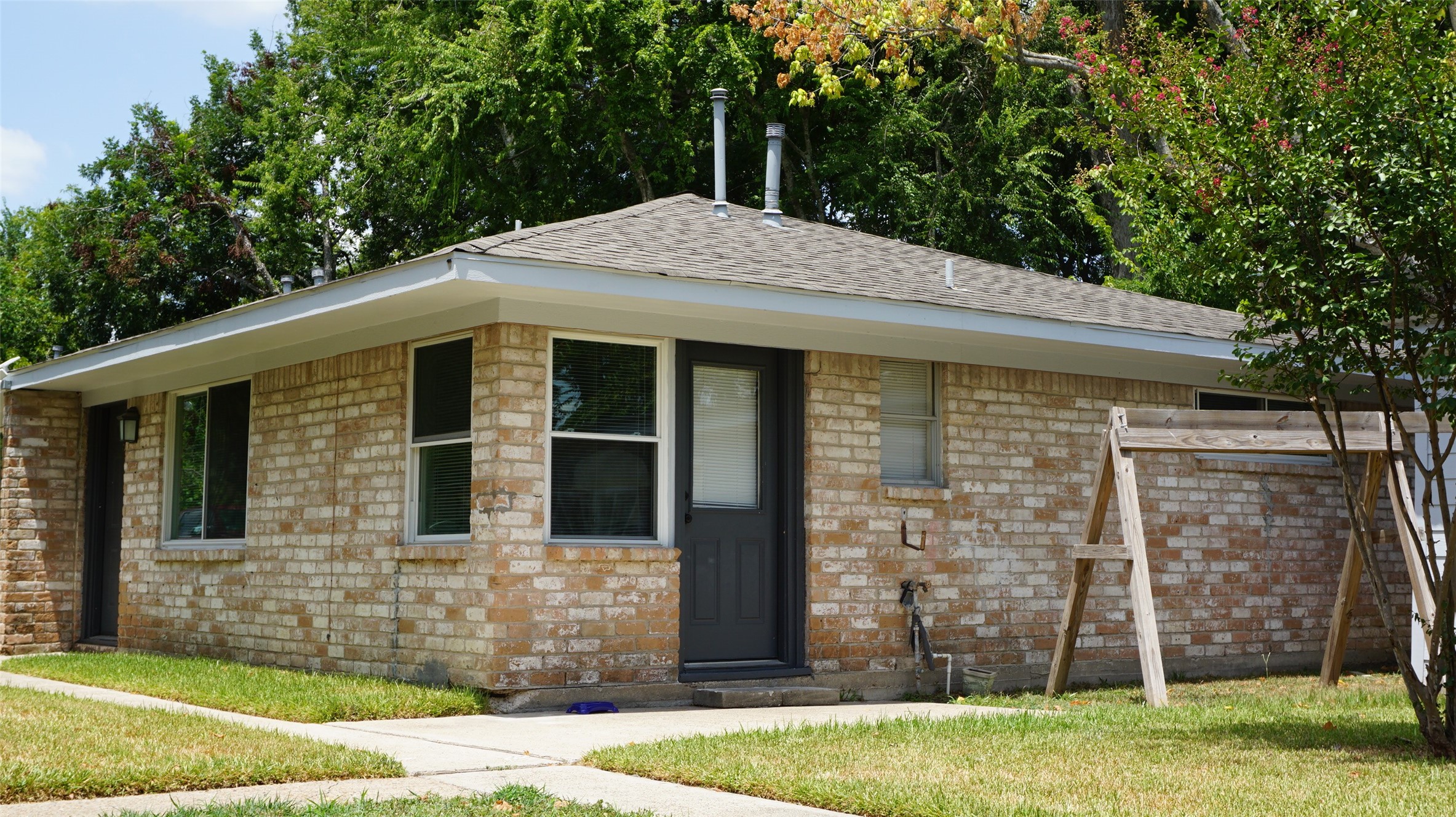 604 Wilson Road, Unit 5 Humble, TX 77338 - Photo 2 of 21