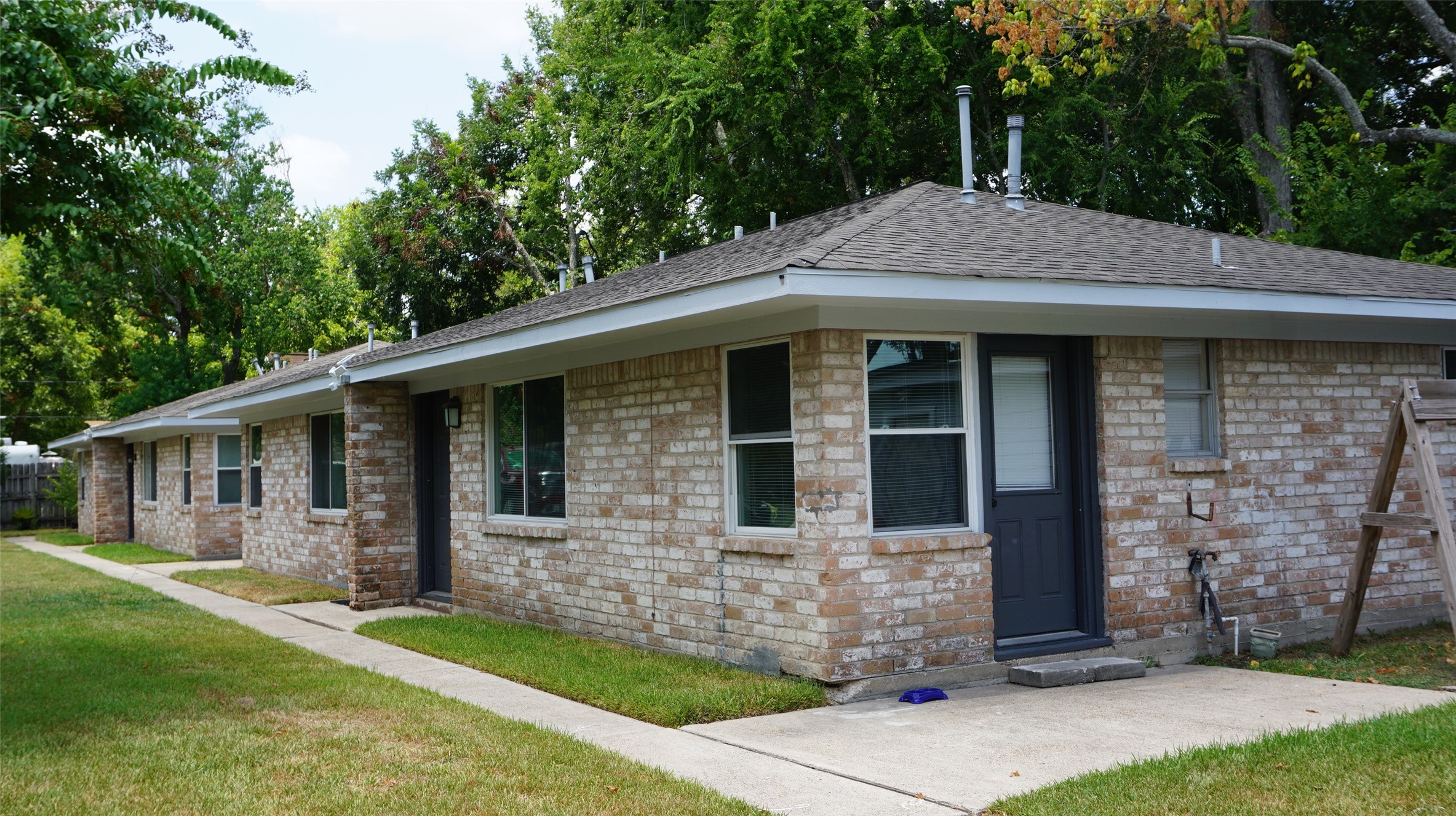 604 Wilson Road, Unit 5 Humble, TX 77338 - Photo 4 of 21