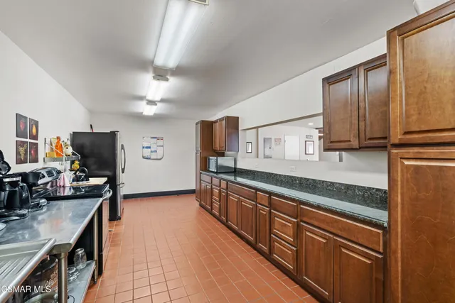 $519,999 | 224 Oak Leaf Drive, Unit 105, Thousand Oaks, CA 91360