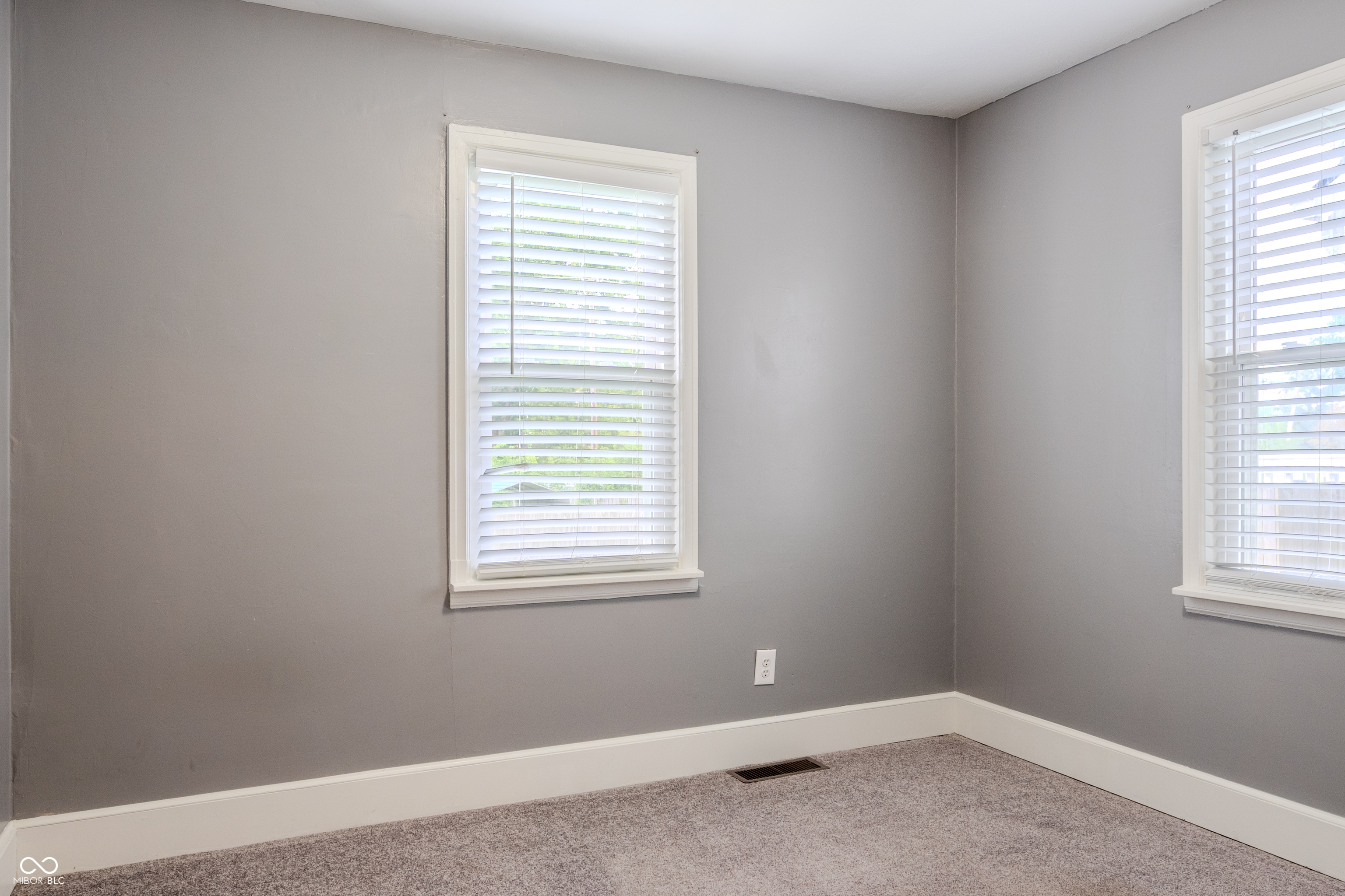 162 Circle Drive Franklin, IN 46131 - Photo 9 of 33