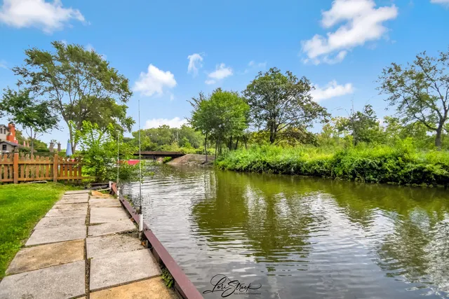 $499,900 | 38871 North Lakeview Avenue, Antioch, IL 60002