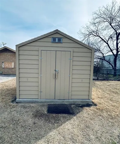 $149,000 | 506 West Grand Avenue, Comanche, TX 76442