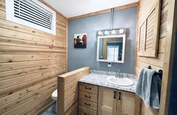 $149,000 | 506 West Grand Avenue, Comanche, TX 76442