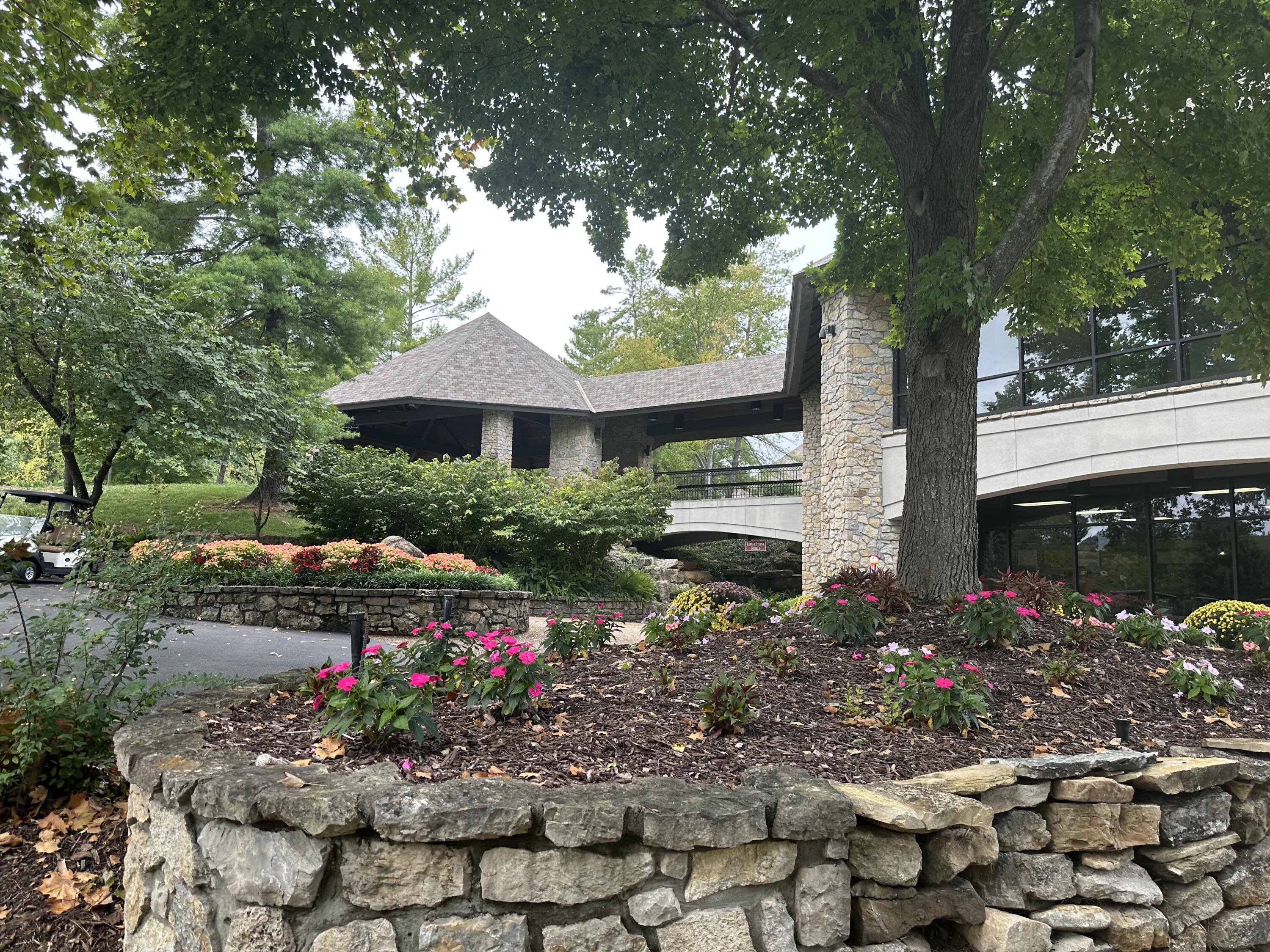 558 Baldknobber Drive, Unit 49 Reeds Spring, MO 65737 - Photo 27 of 40 Clubhouse