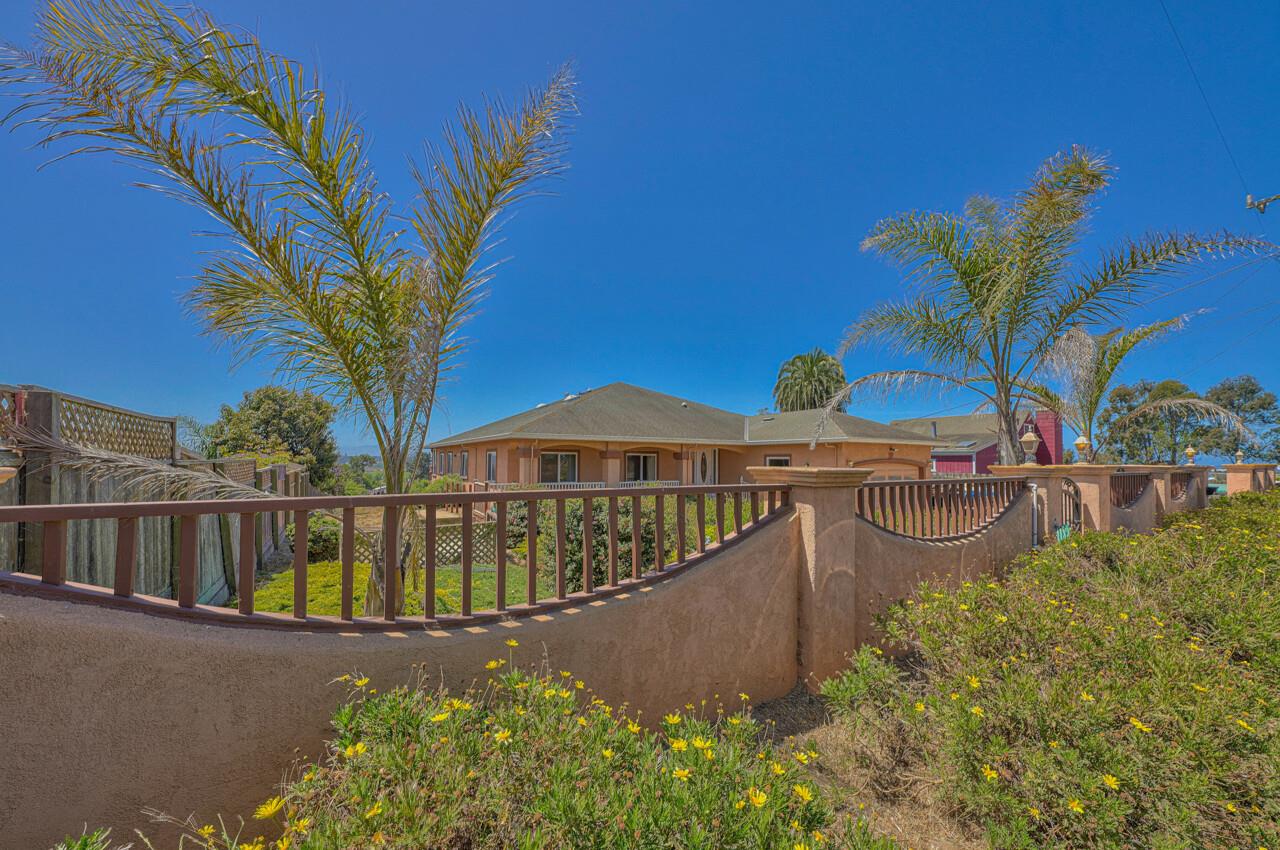 117 Springfield Road Moss Landing, CA 95039 - Photo 3 of 44 Gallery Image 3