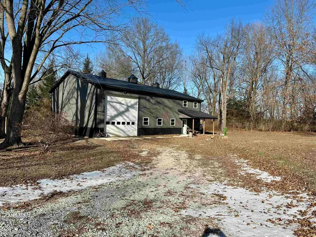 $219,000 | 7533 North Longbriar Court, Monticello, IN 47960