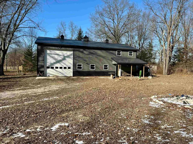 $219,000 | 7533 North Longbriar Court, Monticello, IN 47960