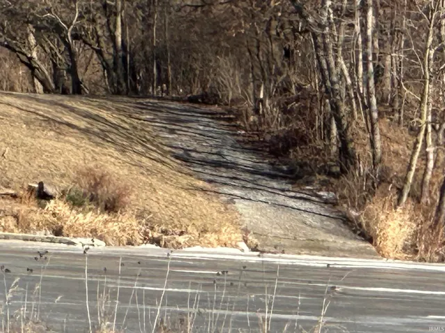 $219,000 | 7533 North Longbriar Court, Monticello, IN 47960