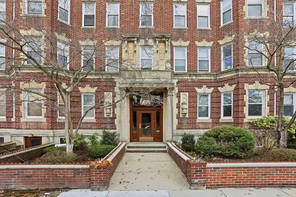 $499,000 | 131 Park Drive, Unit 2, Boston, MA 02215