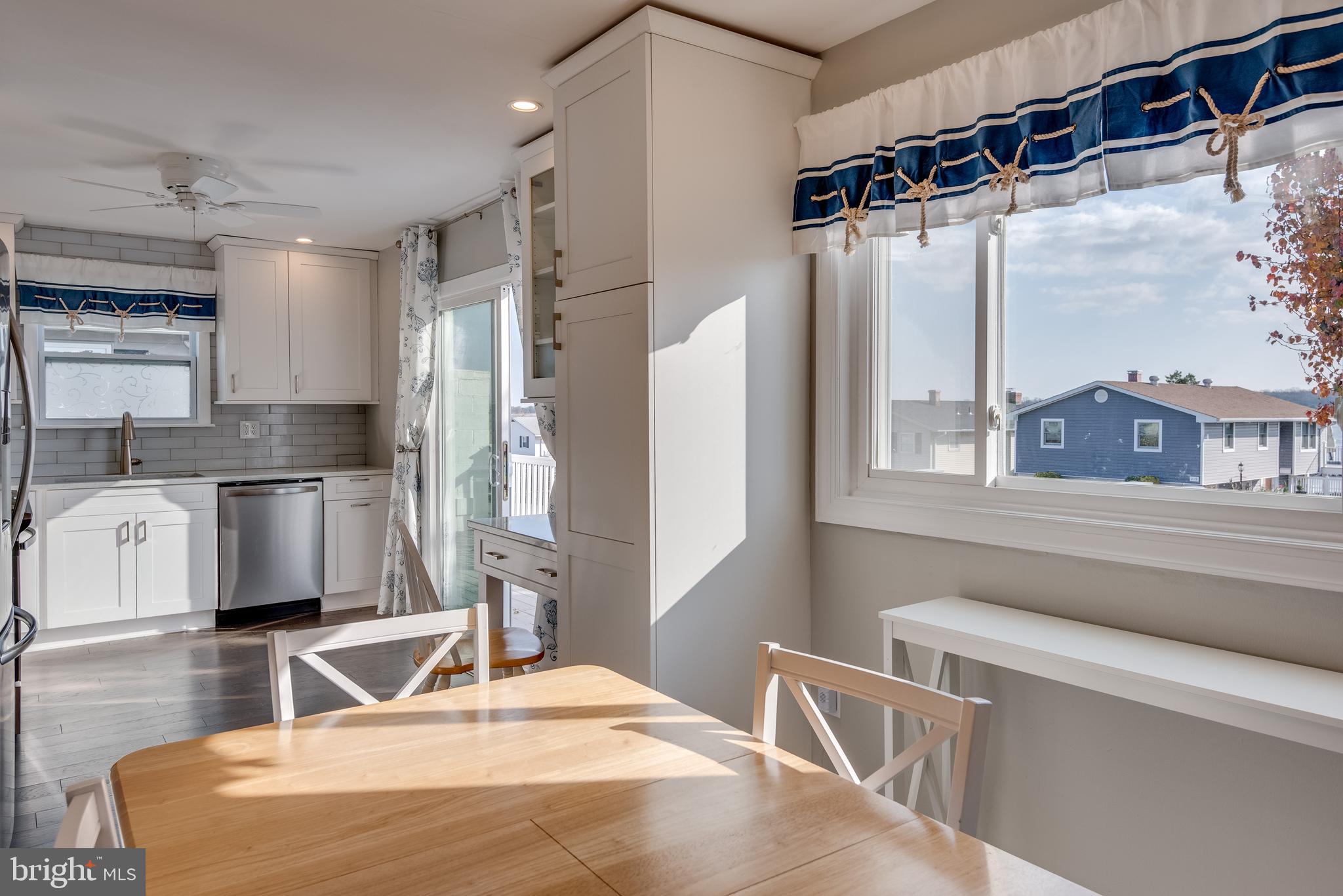 218 Atlanta Road Pasadena, MD 21122 - Photo 11 of 48 Big windows to take in the view