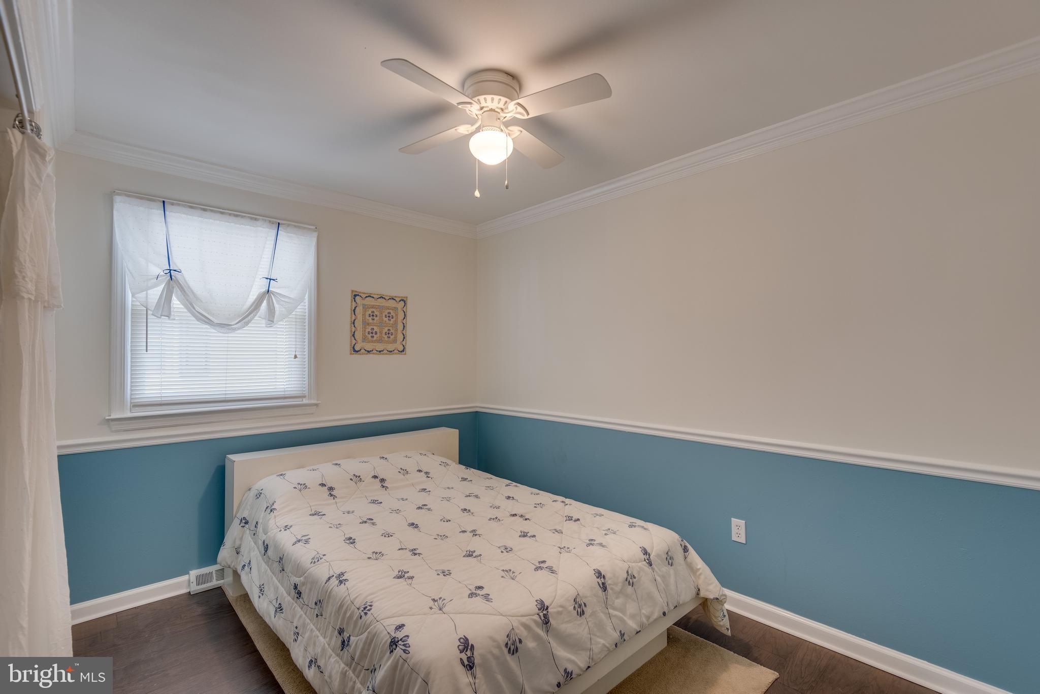 218 Atlanta Road Pasadena, MD 21122 - Photo 17 of 48 Bedroom 2