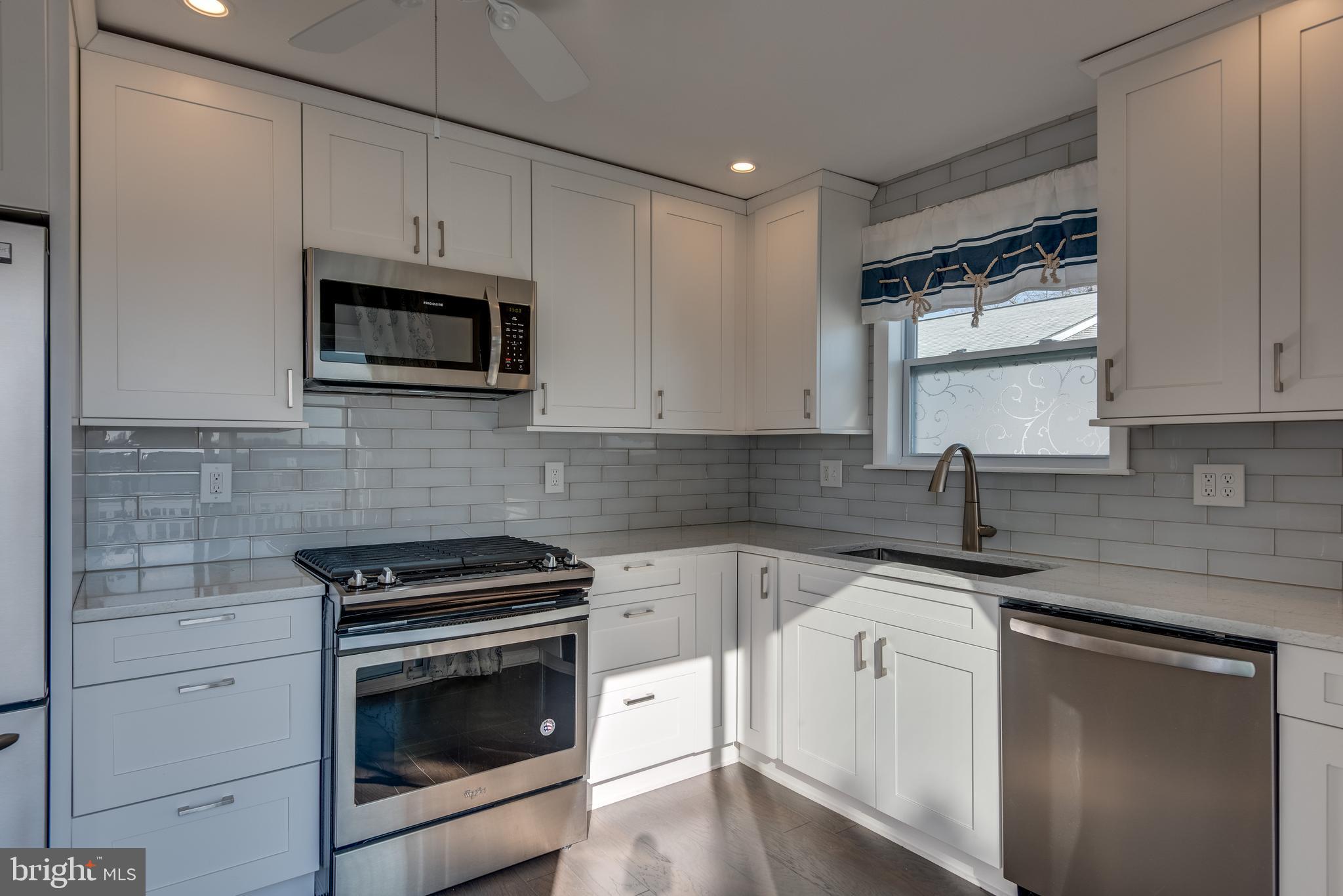 218 Atlanta Road Pasadena, MD 21122 - Photo 37 of 48 Perfectly designed