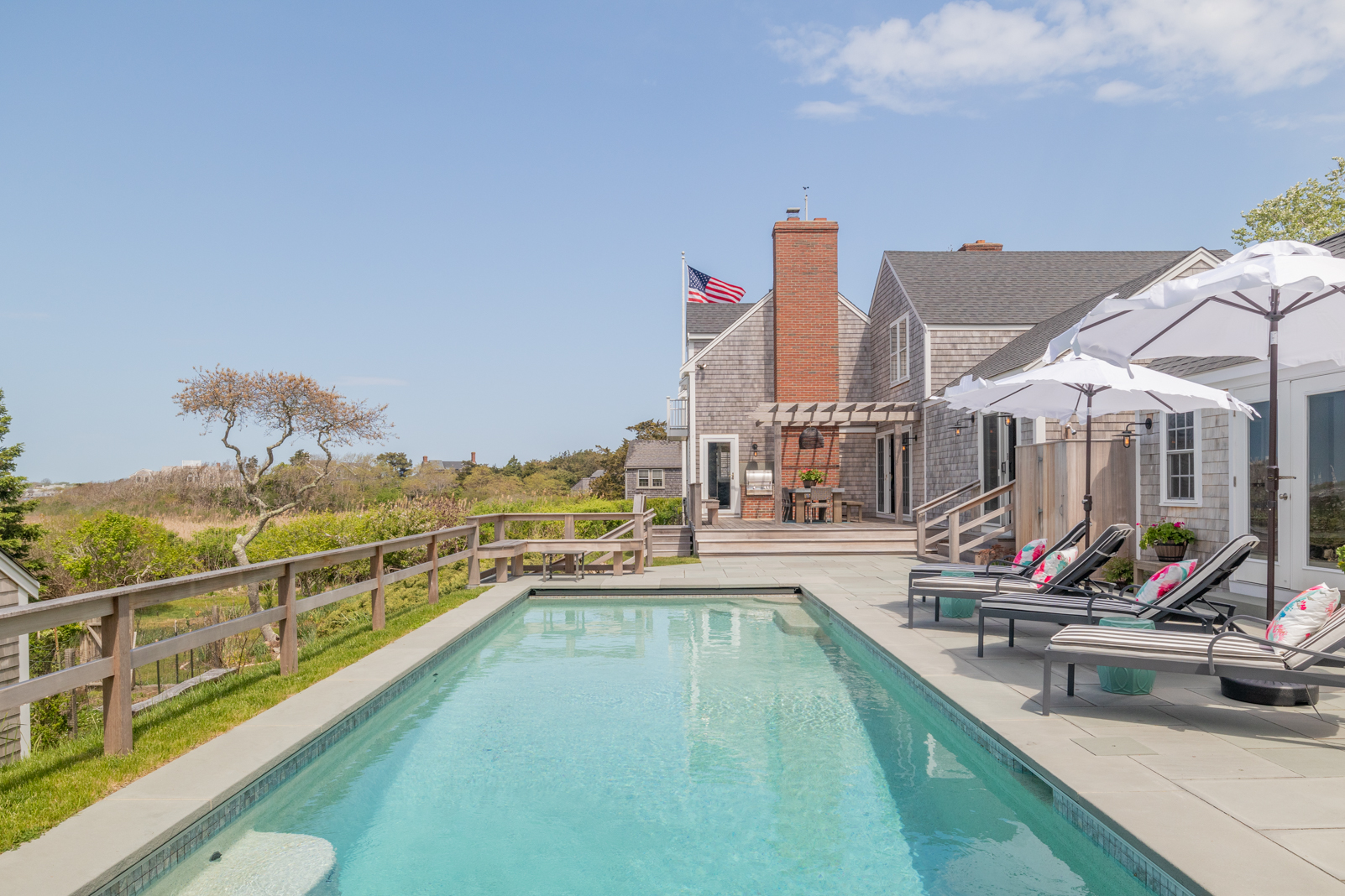 26 Monomoy Road Nantucket, MA 02554 - Photo 4 of 63 Gallery Image 4