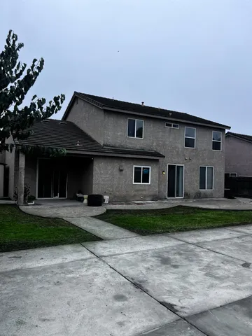 $482,500 | 1950 West Rio Hondo Way, Hanford, CA 93230
