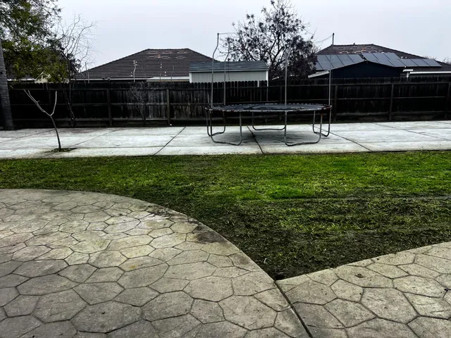 $482,500 | 1950 West Rio Hondo Way, Hanford, CA 93230