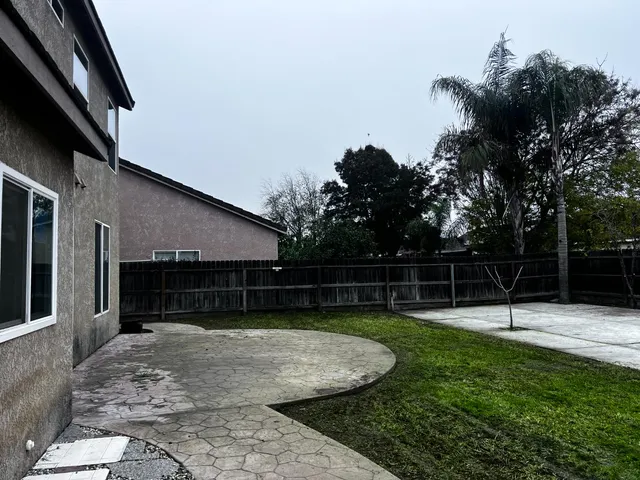 $482,500 | 1950 West Rio Hondo Way, Hanford, CA 93230