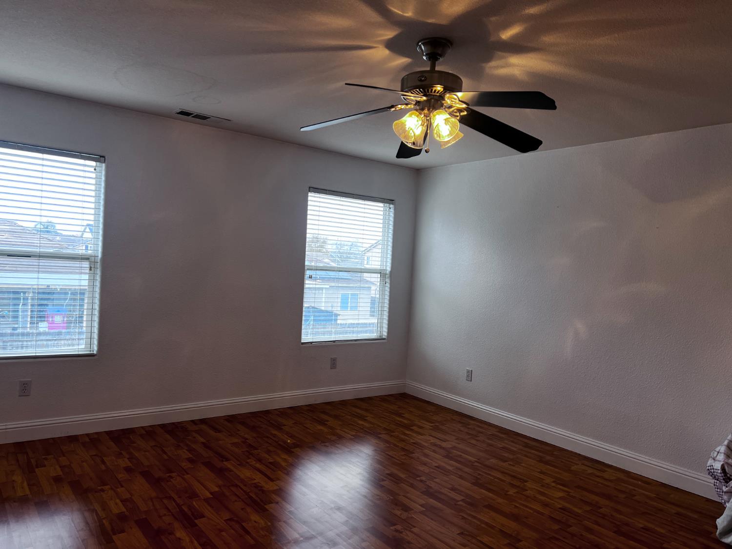 1950 West Rio Hondo Way Hanford, CA 93230 - Photo 41 of 61