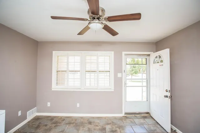 $150,000 | 3107 Aberdeen Avenue, Lubbock, TX 79407