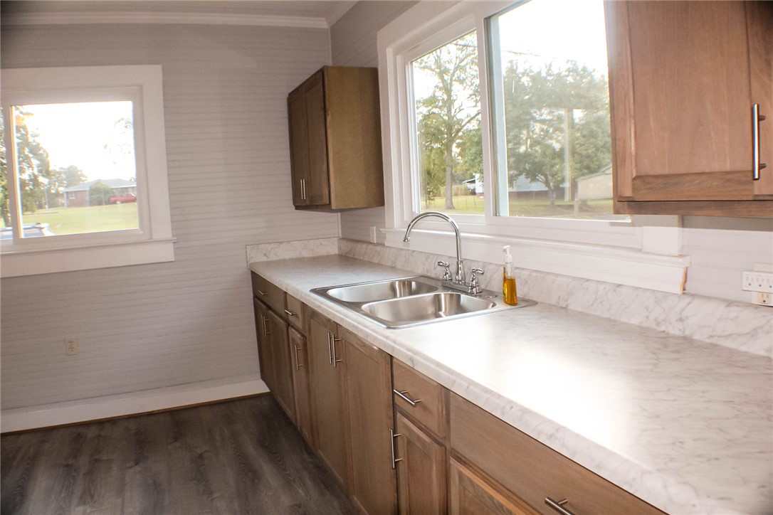 300 Betsy Street Iva, SC 29655 - Photo 14 of 46 Kitchen