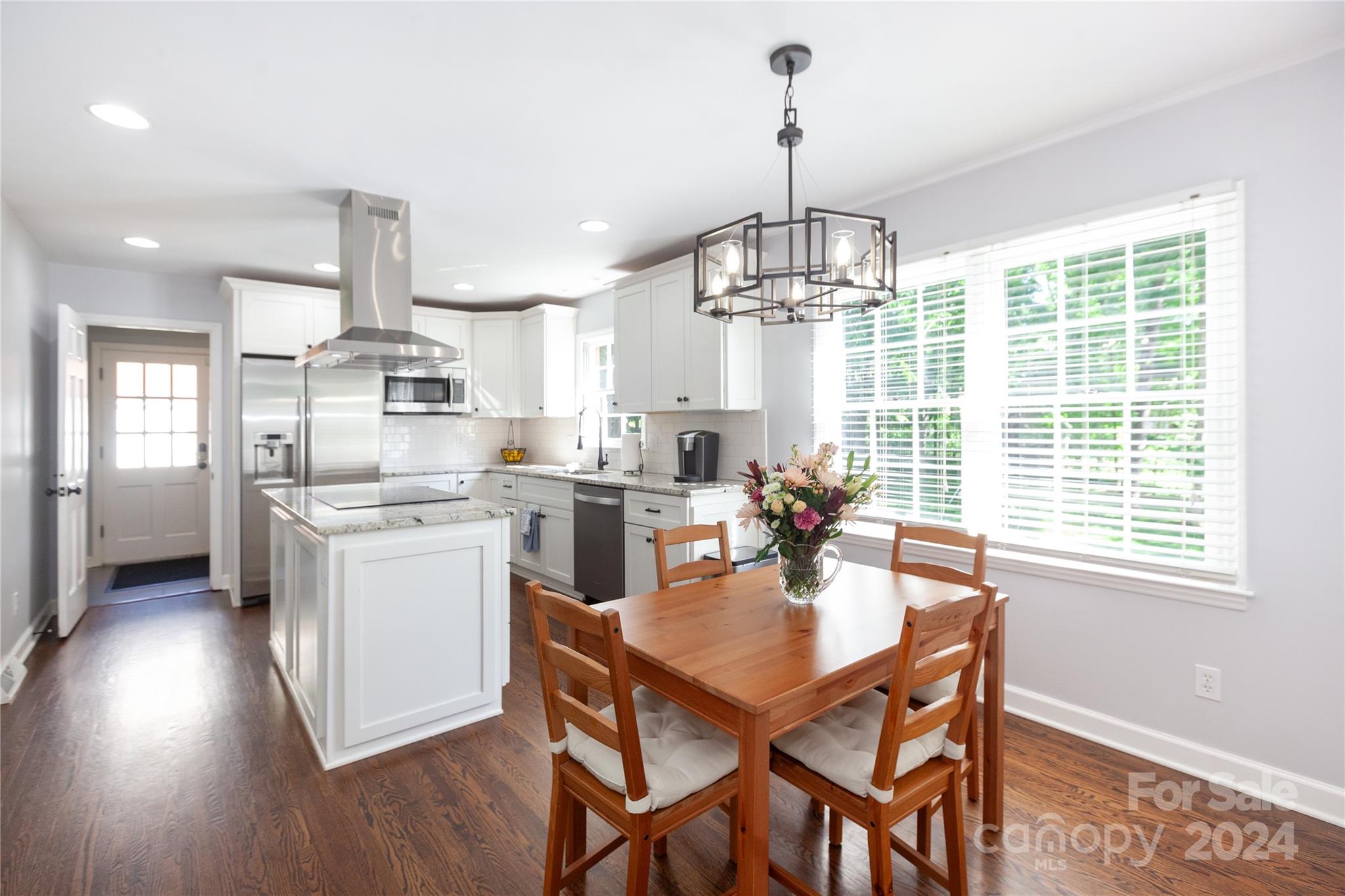 6133 Gate Post Road Charlotte, NC 28211 - Photo 7 of 40 Gallery Image 7
