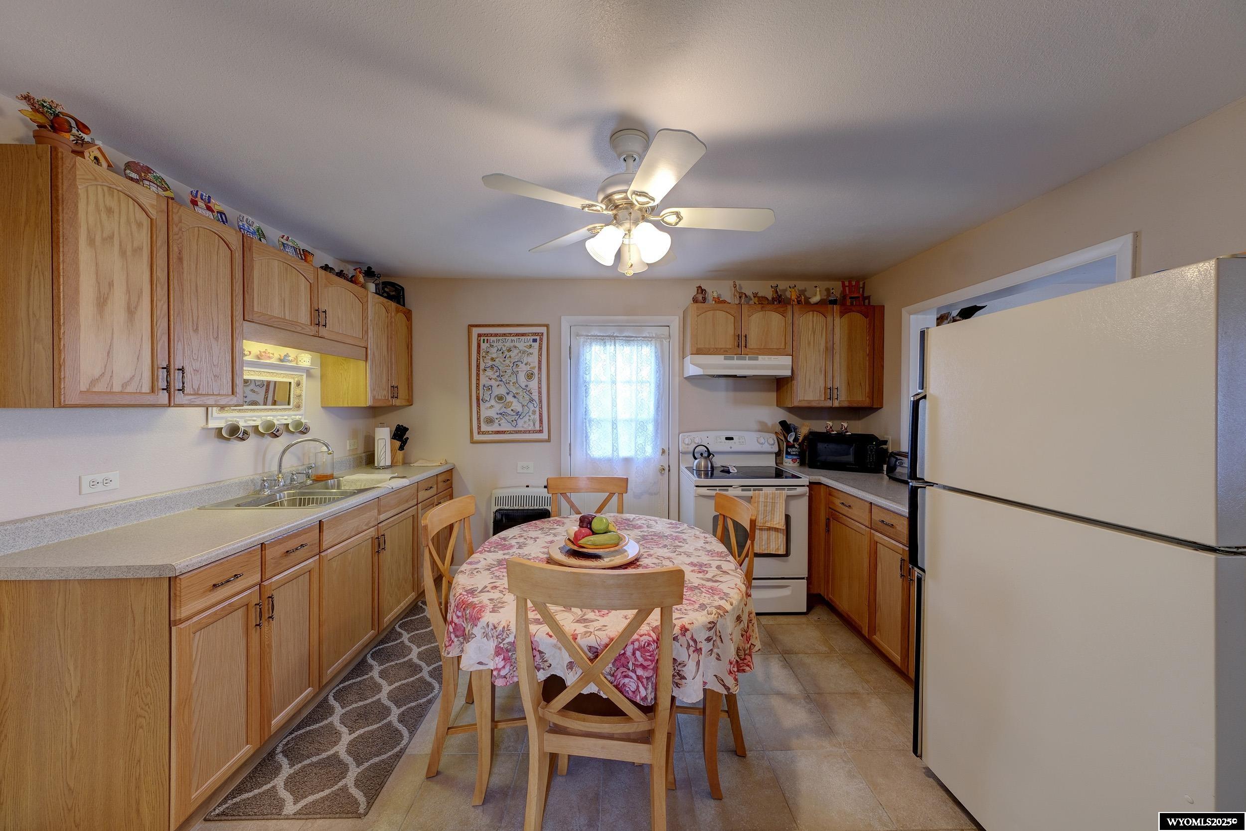 1321 Sussex Road Kaycee, WY 82639 - Photo 29 of 50