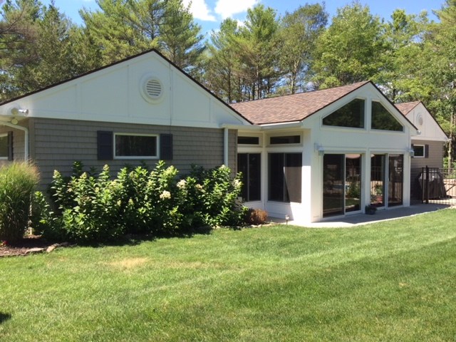 208 Phillips Hill Road Coventry, RI 02816 - Photo 2 of 40
