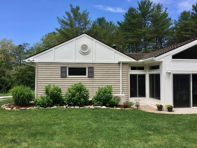 208 Phillips Hill Road Coventry, RI 02816 - Photo 5 of 40