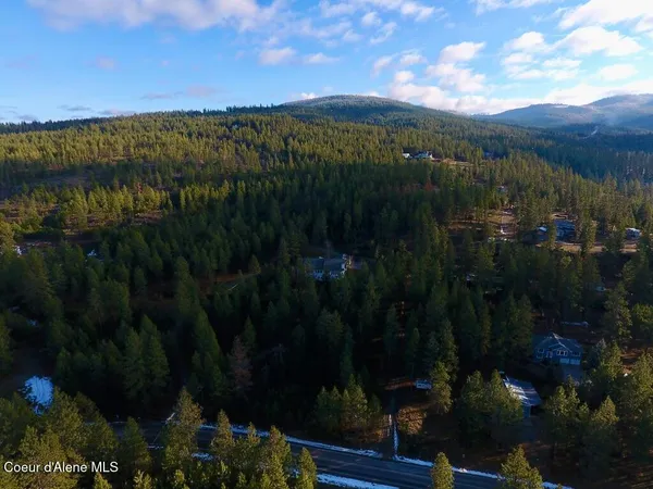 $1,750,000 | 18772 West Riverview Drive, Post Falls, ID 83854