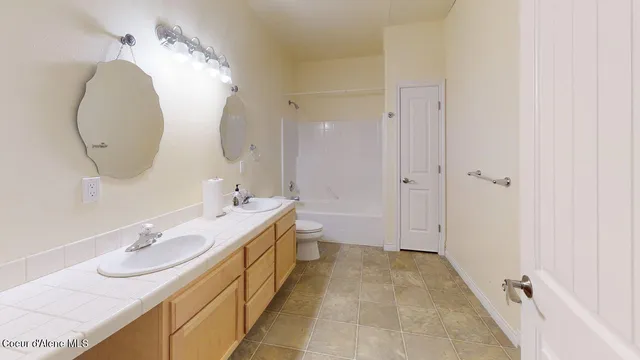 $1,750,000 | 18772 West Riverview Drive, Post Falls, ID 83854