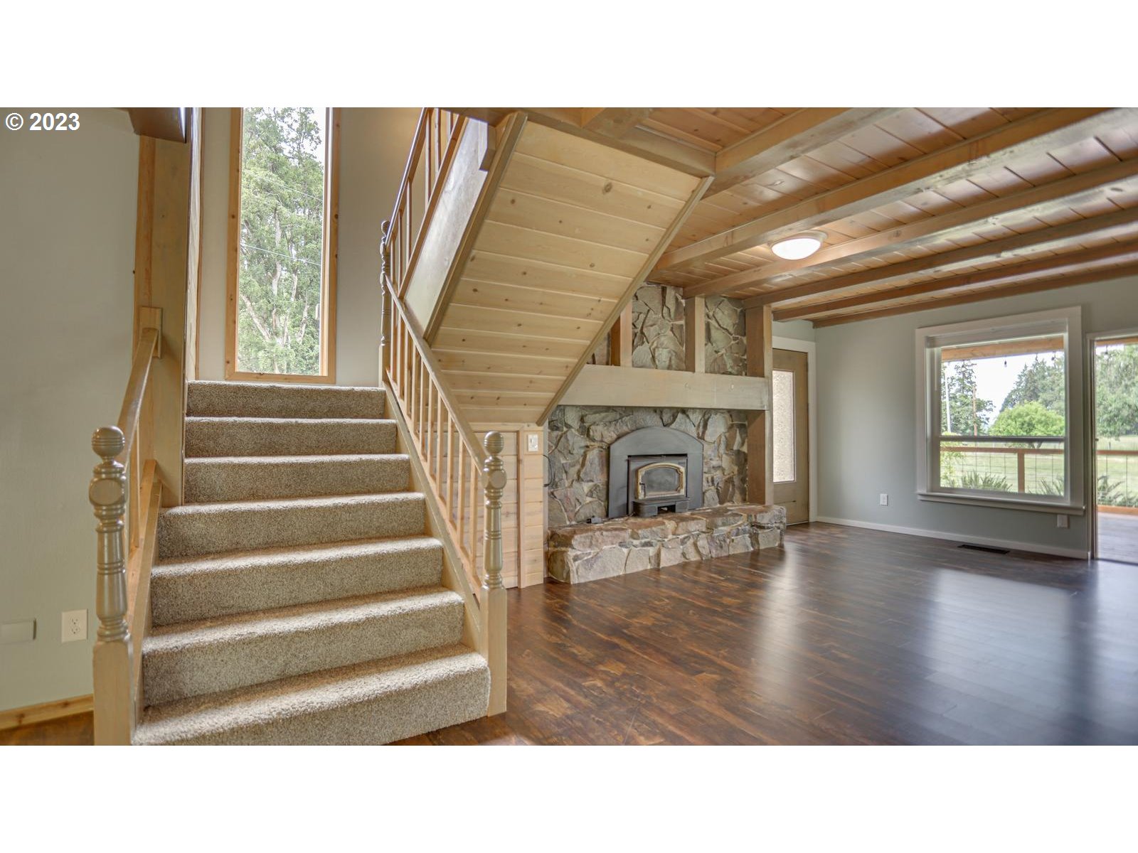 13754 South Warrick Road Molalla, OR 97038 - Photo 5 of 47 Gallery Image 5
