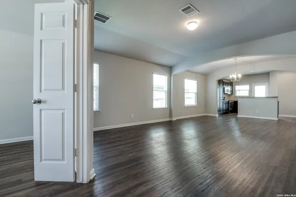 $2,150 | 1041 Lauren Street, New Braunfels, TX 78130