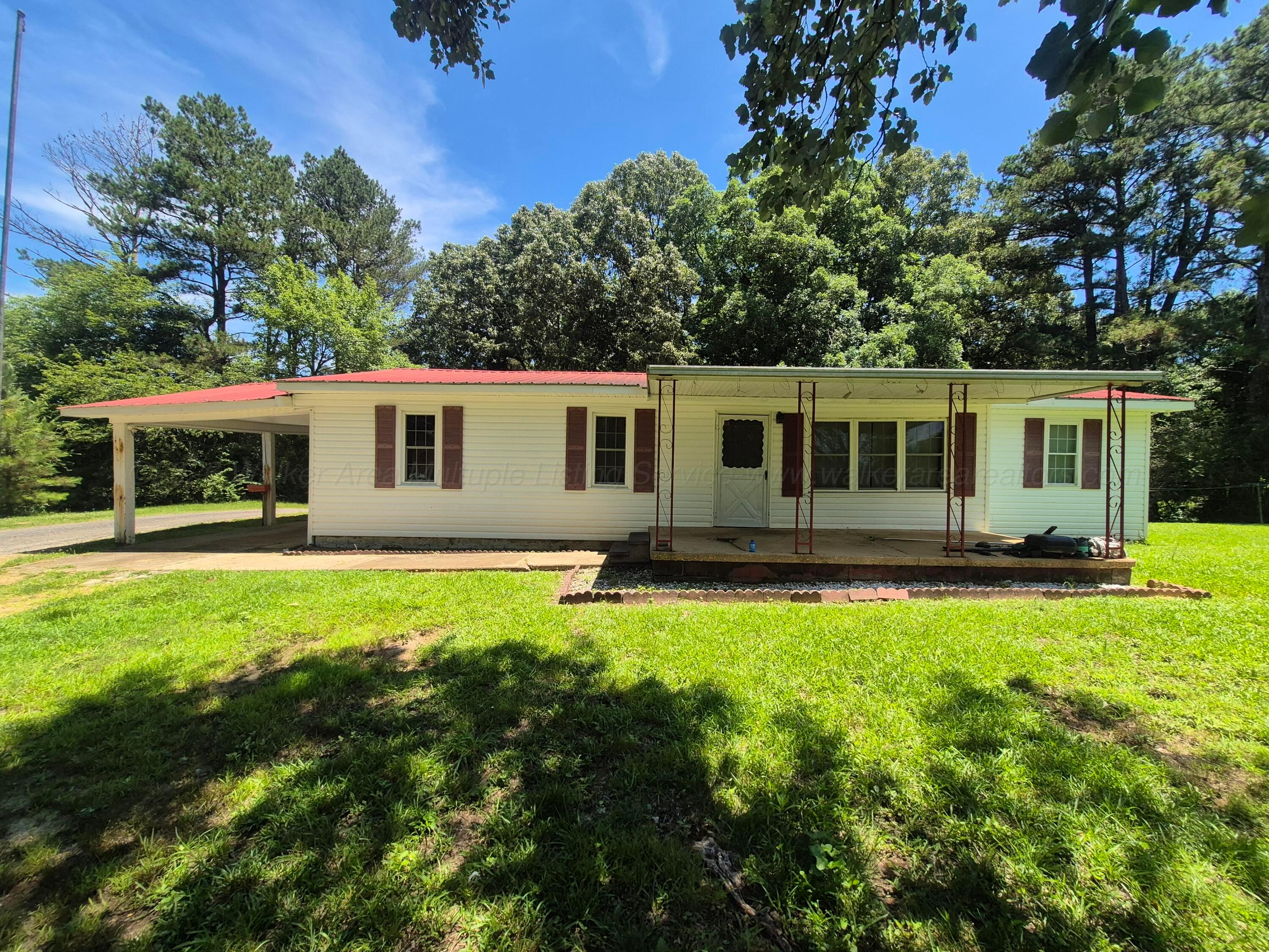 196 Valley Loop Winfield, AL 35594 - Photo 1 of 16 Gallery Image 1