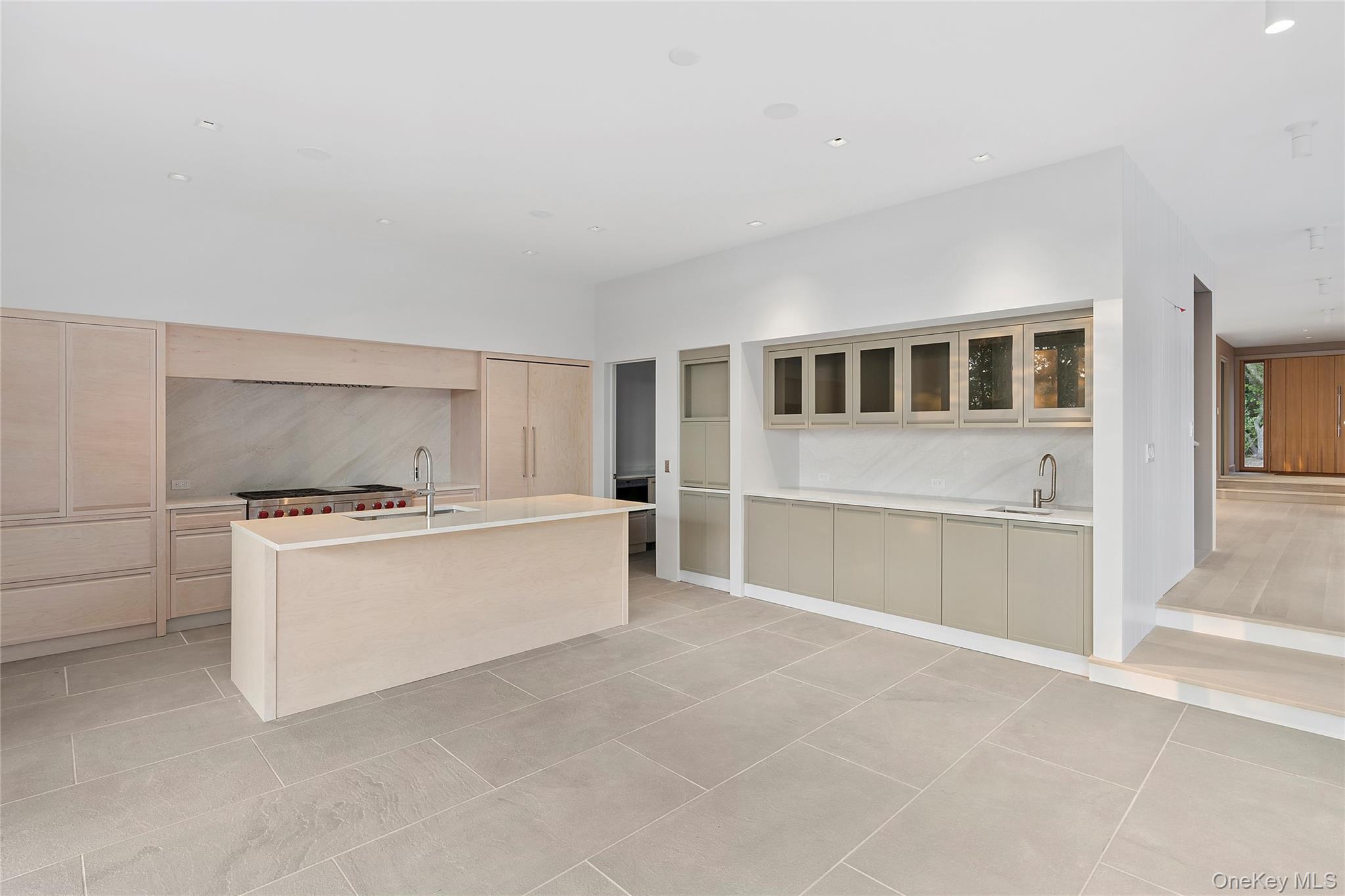 25 Bluff Point Road Sag Harbor, NY 11963 - Photo 16 of 27 Kitchen