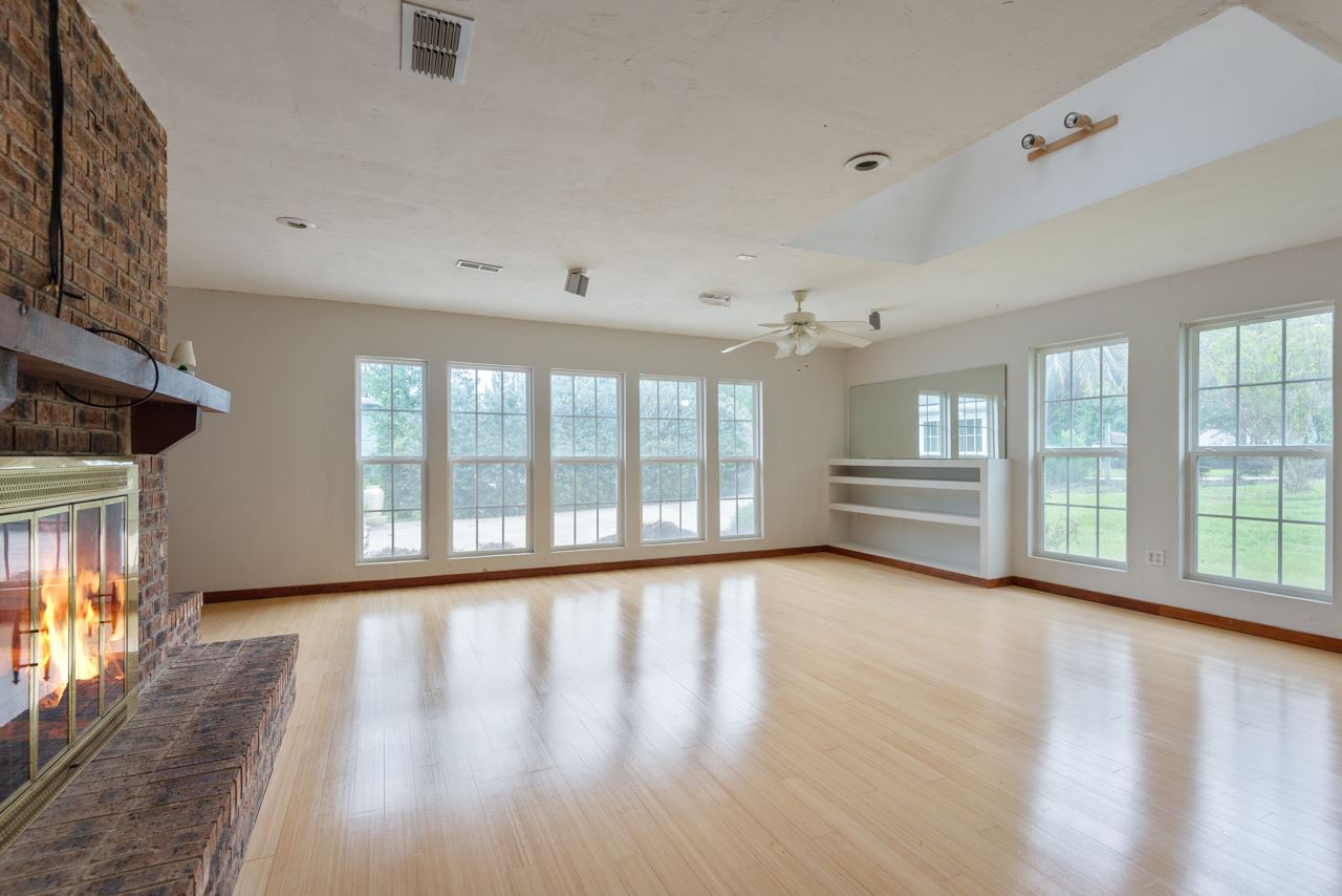 982 Richardson Road Tallahassee, FL 32301 - Photo 16 of 21 Gallery Image 16