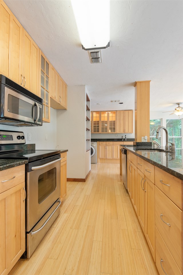982 Richardson Road Tallahassee, FL 32301 - Photo 8 of 21 Gallery Image 8