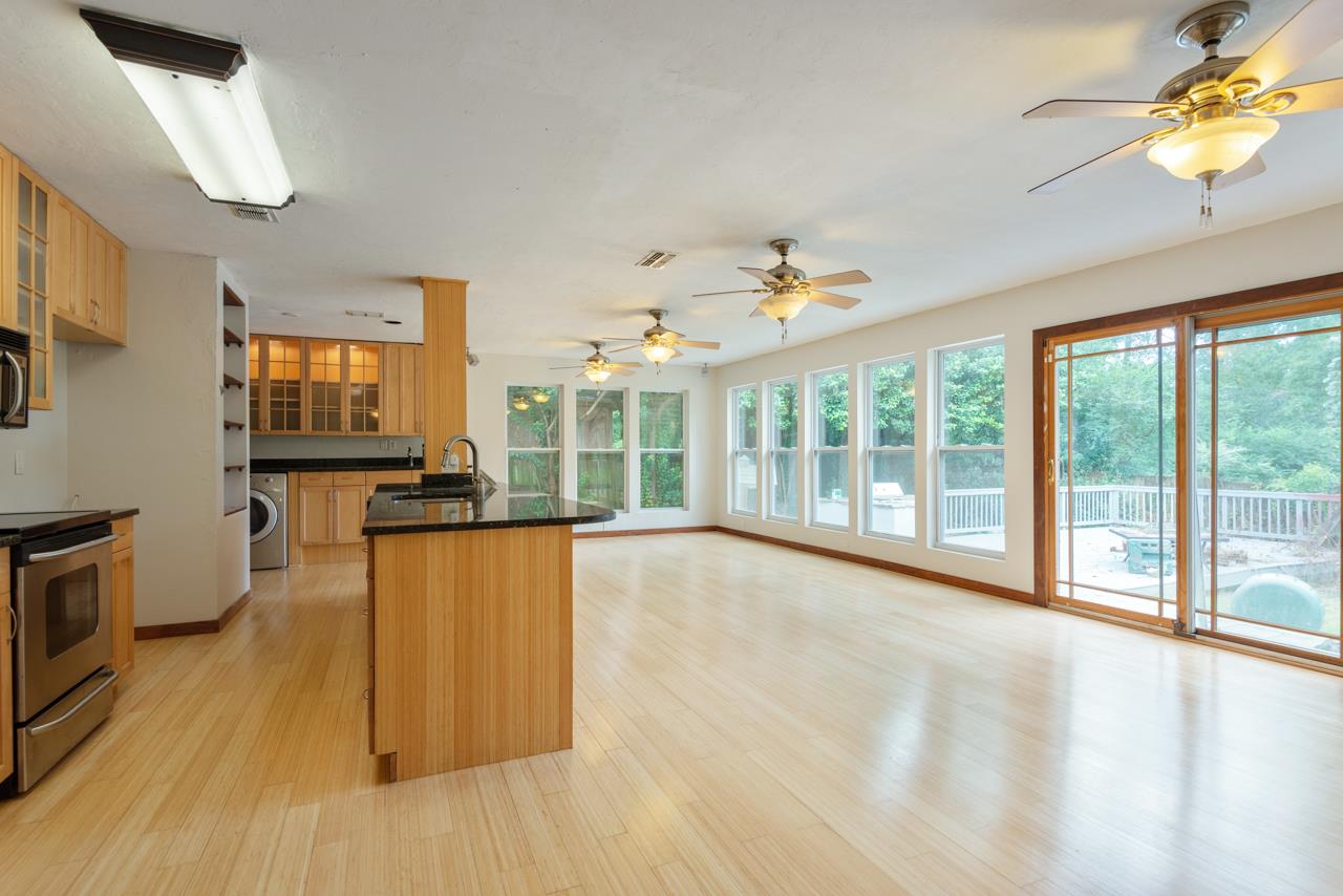 982 Richardson Road Tallahassee, FL 32301 - Photo 9 of 21 Gallery Image 9