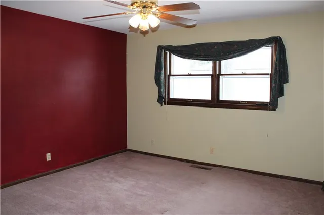 $275,000 | 2307 South Homer Street, Pittsburg, KS 66762