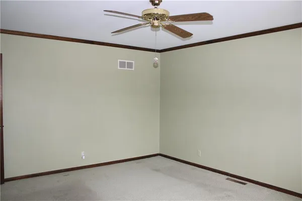 $275,000 | 2307 South Homer Street, Pittsburg, KS 66762