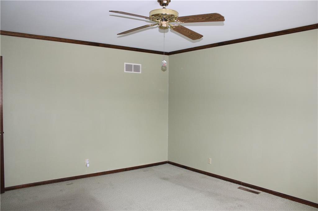 2307 South Homer Street Pittsburg, KS 66762 - Photo 14 of 30