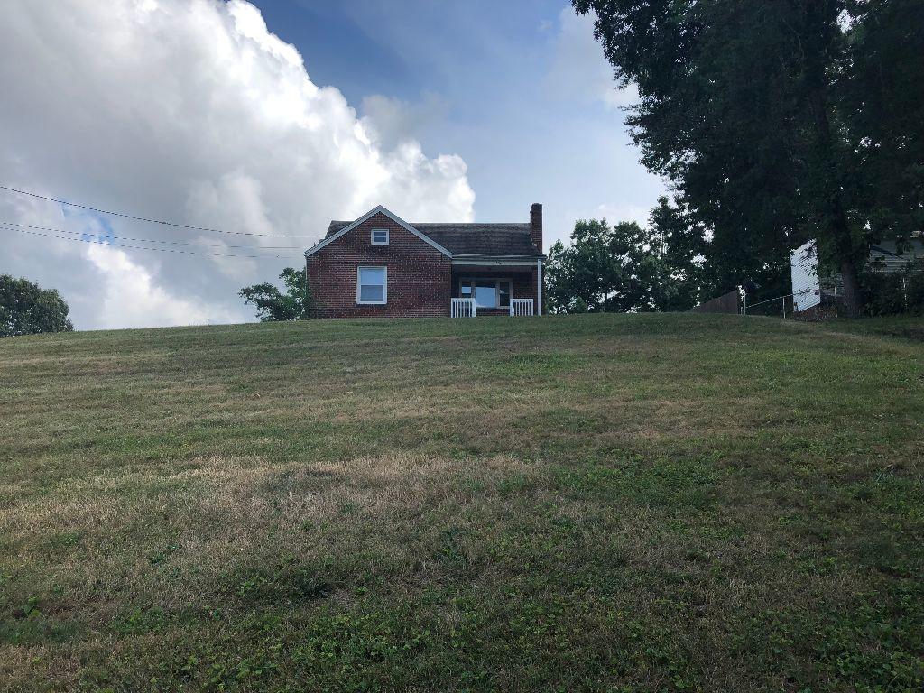 3047 Cannaday Road Northeast Roanoke, VA 24012 - Photo 1 of 1 Front of house