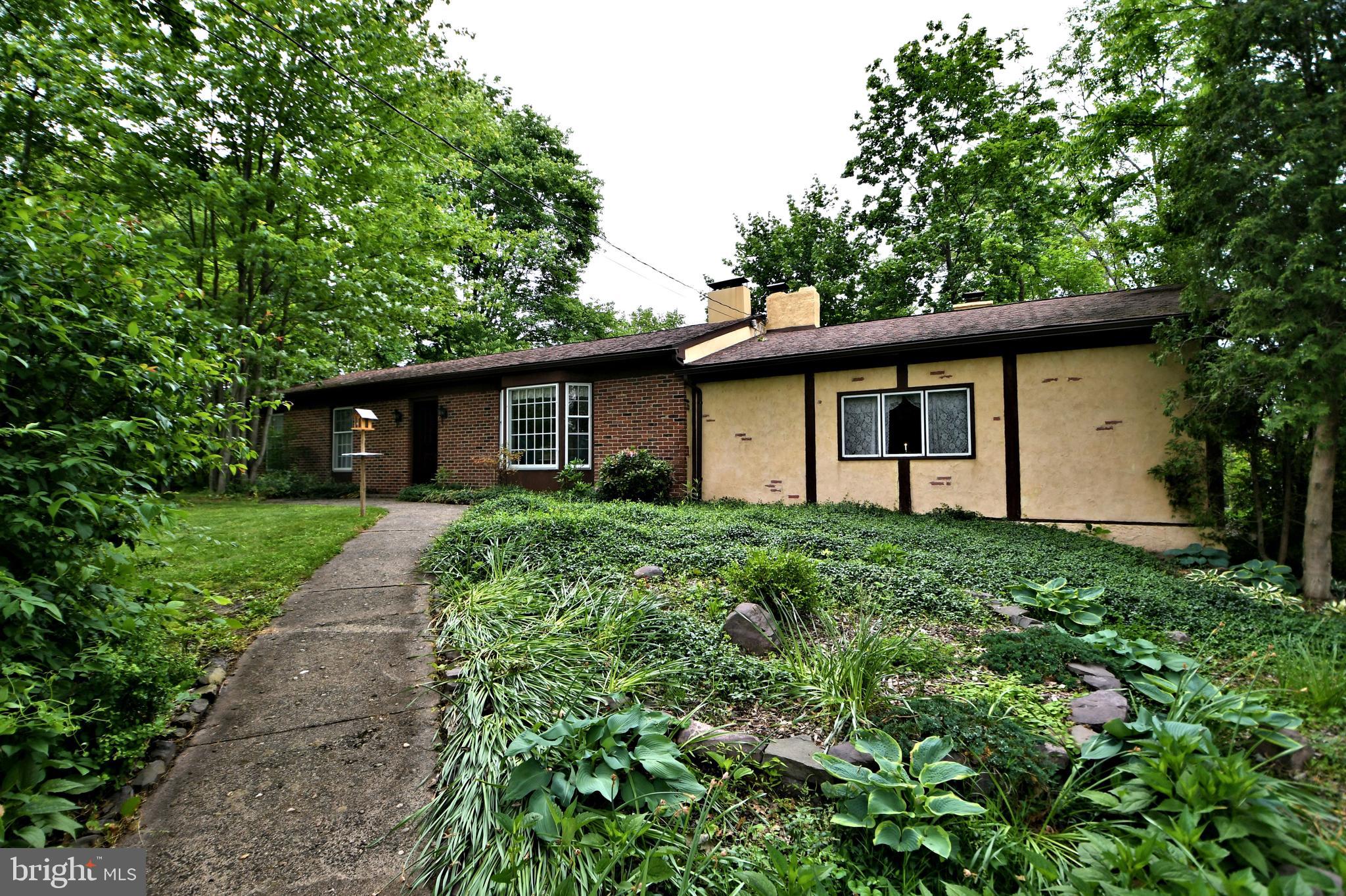 24 Moyer Road Telford, PA 18969 - Photo 2 of 62 a front view of house with yard and green space