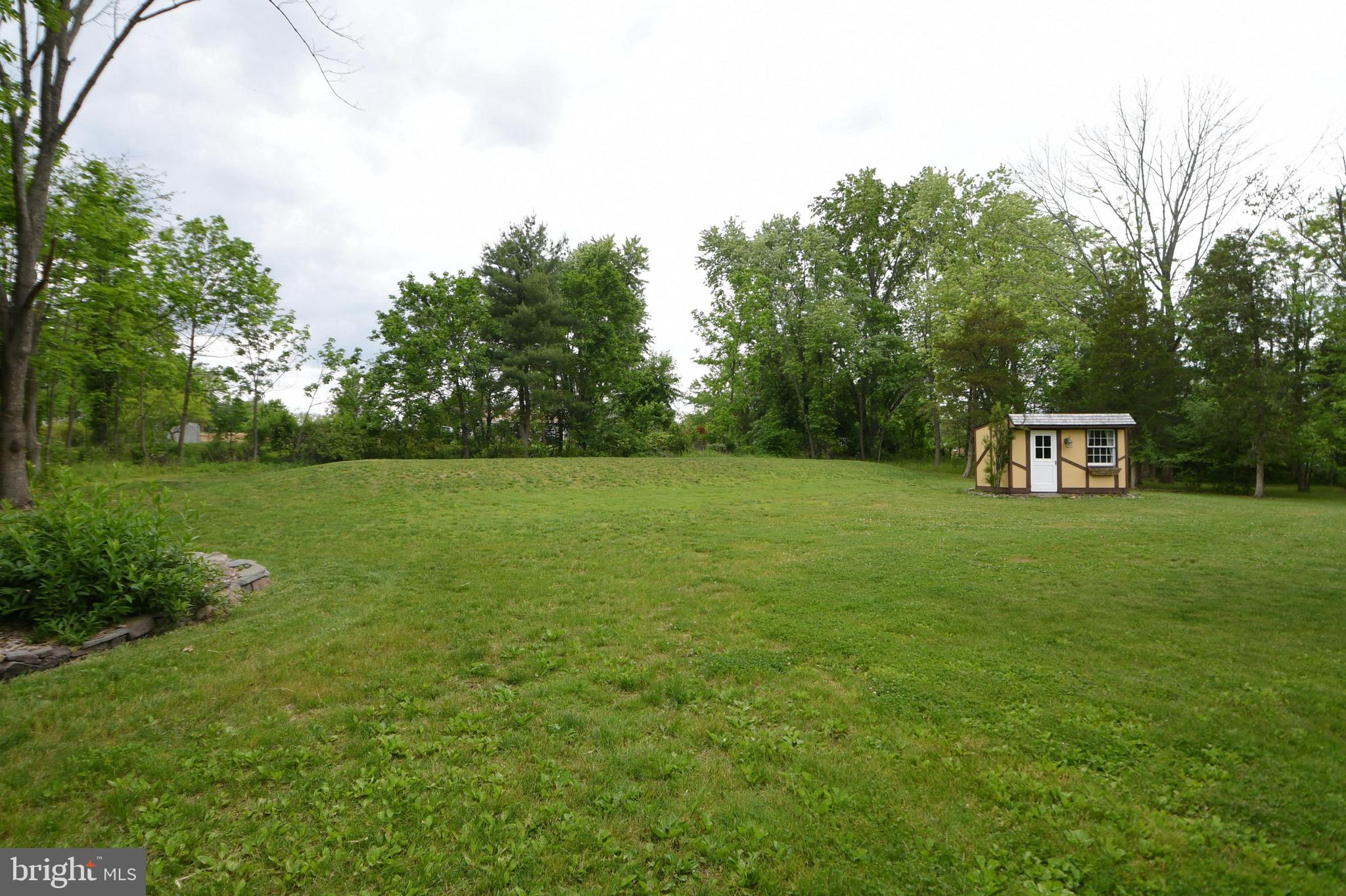 24 Moyer Road Telford, PA 18969 - Photo 7 of 62 a view of a house with a yard