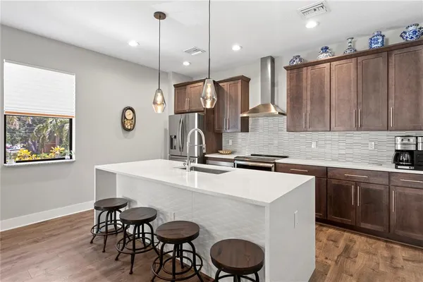 $789,000 | 2521 11th Place North, St. Petersburg, FL 33713