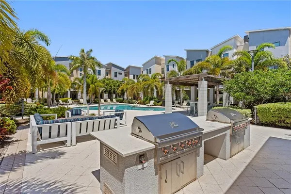 $789,000 | 2521 11th Place North, St. Petersburg, FL 33713